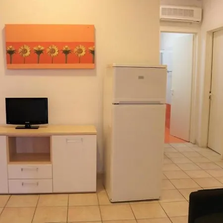 Apartment Spacious With Big Terrace Bibione